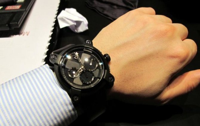 Romain Jerome RJ.M.CH.IN.003.01 Moon-Dna Moon Invader Chronograph - фото 2