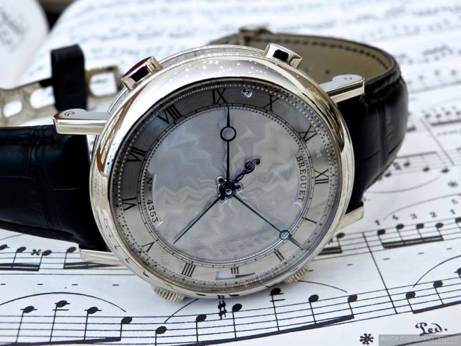 Breguet 7800BB/11/9YV Classique Complications Reveil Musical Watch - фото 2