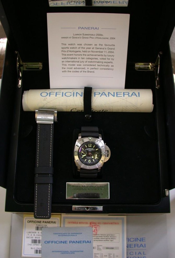 Officine Panerai PAM00194 Special Editions Luminor Submersible 2500m Special Edition 1000 - фото 8