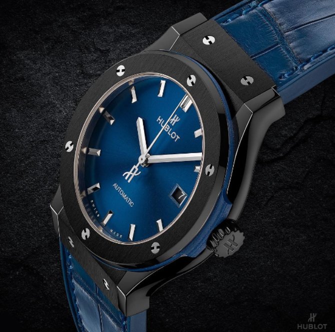 Hublot 511.CM.7170.LR Classic Fusion Black Ceramic Blue Watch 45 mm - фото 3