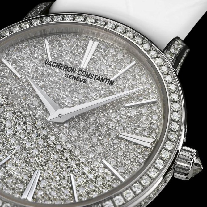 Vacheron Constantin 25559/000G-9280 Traditionnelle Lady Traditionnelle Small Model Fully Paved - фото 2