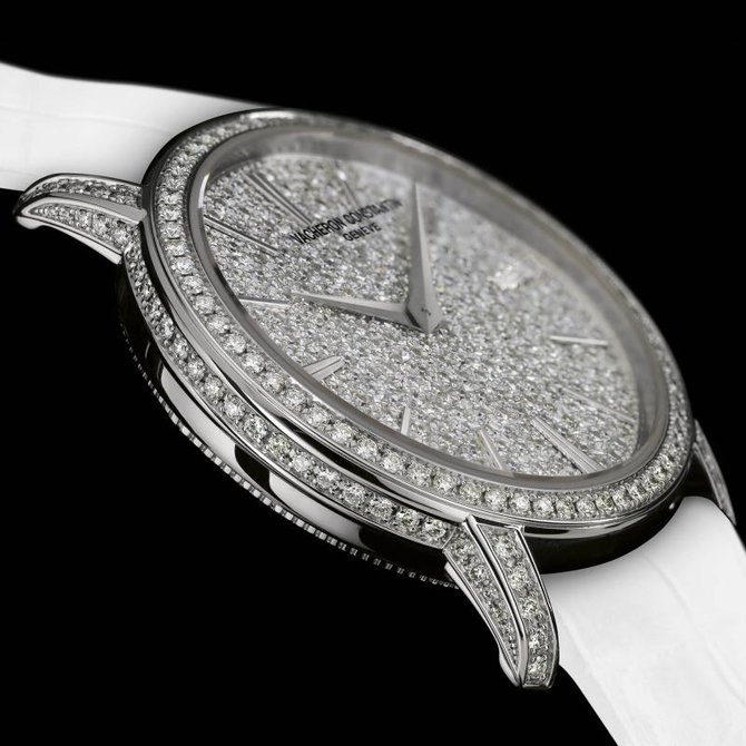 Vacheron Constantin 25559/000G-9280 Traditionnelle Lady Traditionnelle Small Model Fully Paved - фото 3