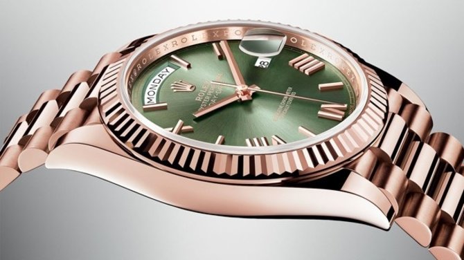 Rolex 228235-0025 Oyster Perpetual Day-Date Everose Gold 40 mm - фото 3