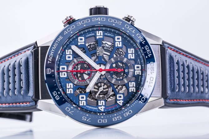Tag Heuer CAR2A1N.FT6100 Carrera Red Bull Special Edition - фото 2