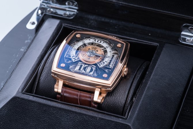 MCT SQ45 S100 PG01 Sequential One Pink Gold - фото 3